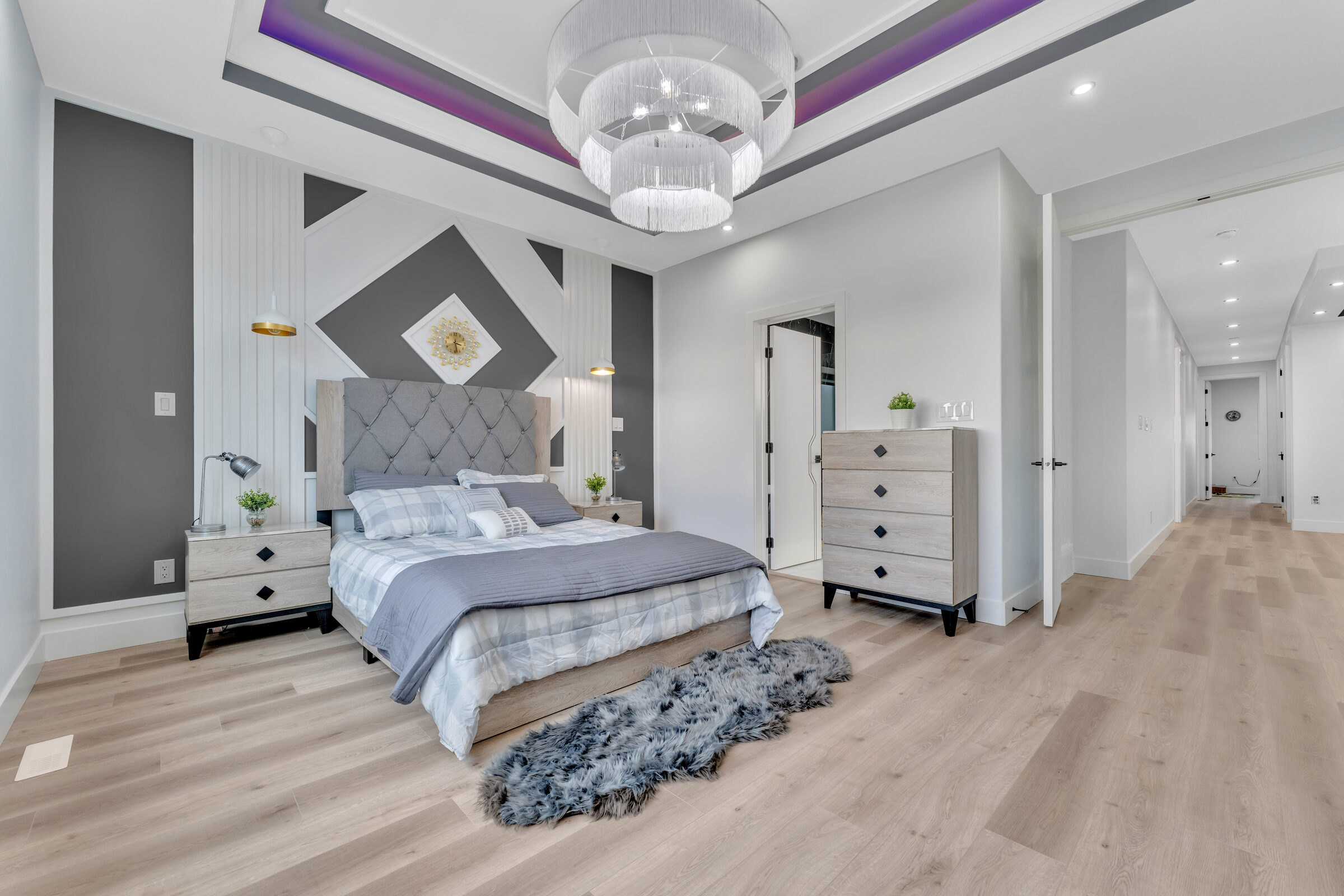 Beaumont duplex upper bonus room