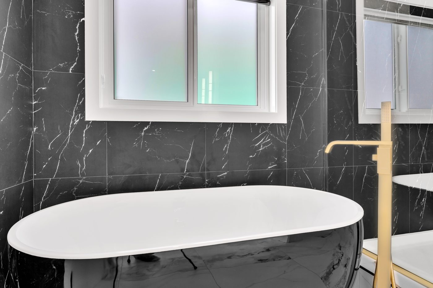 Ensuite freestanding tub